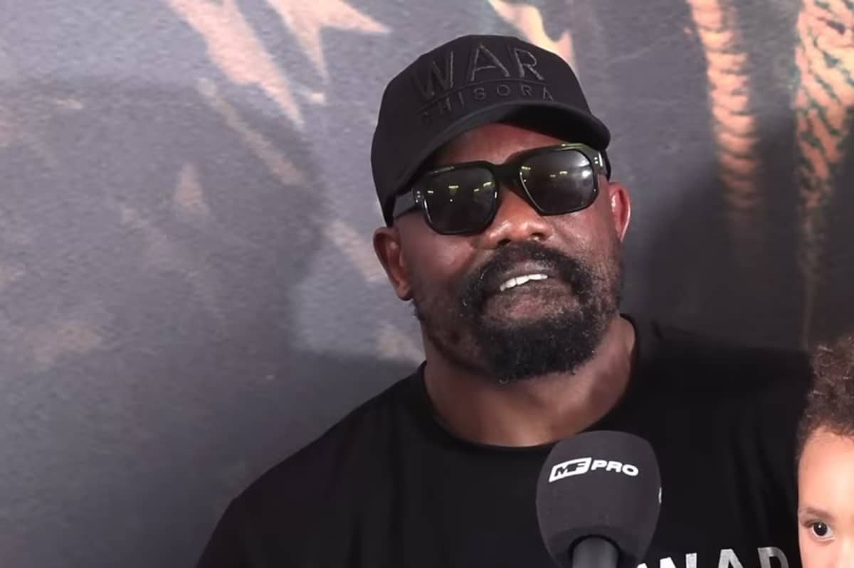 Derek Chisora Claims He Broke Wilder’s Hand And Rib